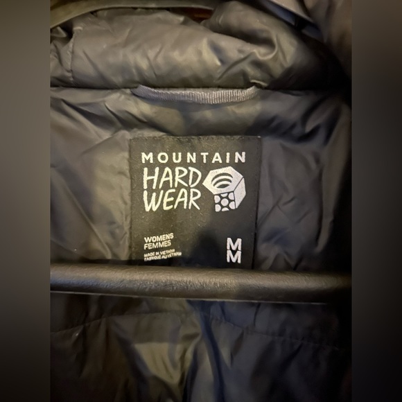 Mountain Hardware tan winter ski jacket size M - Picture 4 of 12